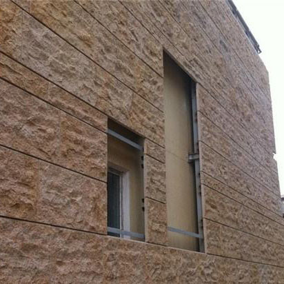干掛石材目前正被廣泛應用于各建筑物